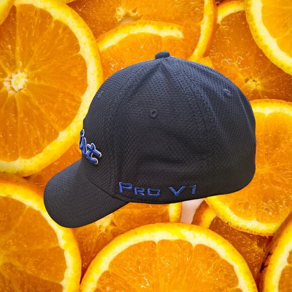 Titleist Black with Blue‎ Writing Fitted Hat Size S/M - Picture 2 of 6